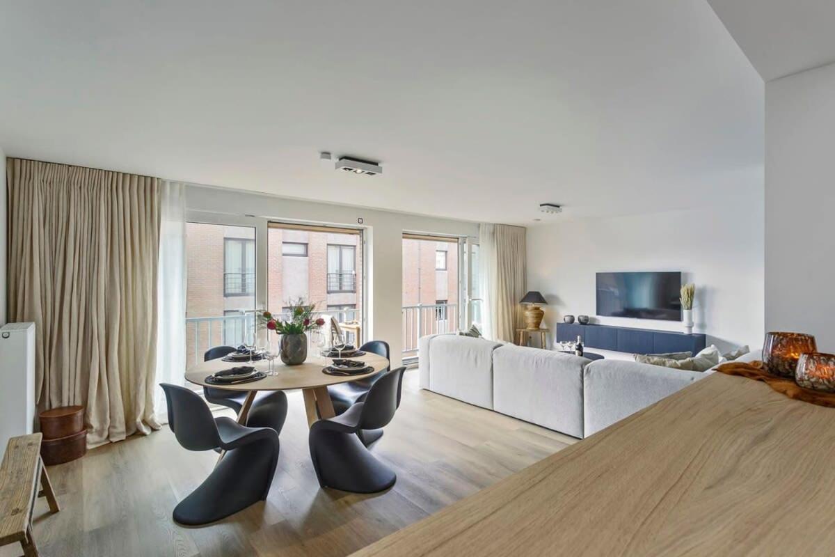 Huswell - Stunning Modern Apartment With Terrace And Parking Knokke-Heist Bagian luar foto